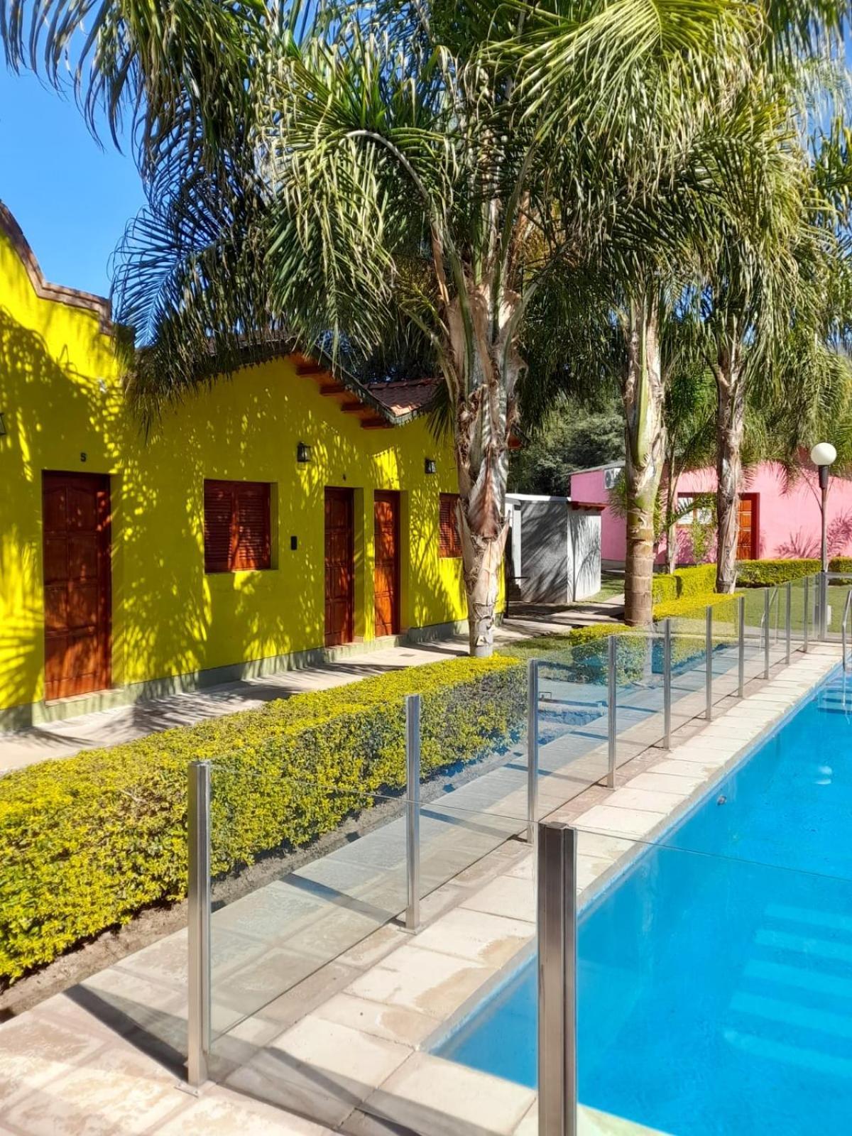 Cabanas Puertas Del Sol La Rioja Esterno foto